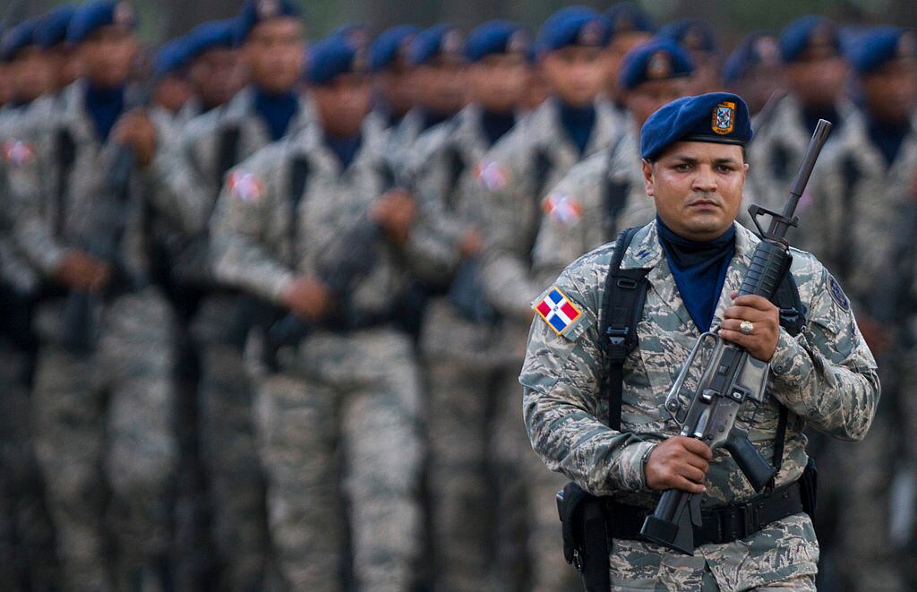 Efectivos de las fuerzas armadas de República Dominicana