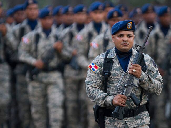 Efectivos de las fuerzas armadas de República Dominicana