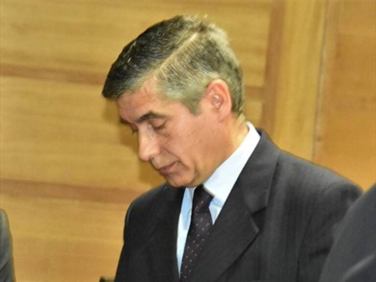 General (R) Gonzalo Blu fue internado en el hospital de Carabineros