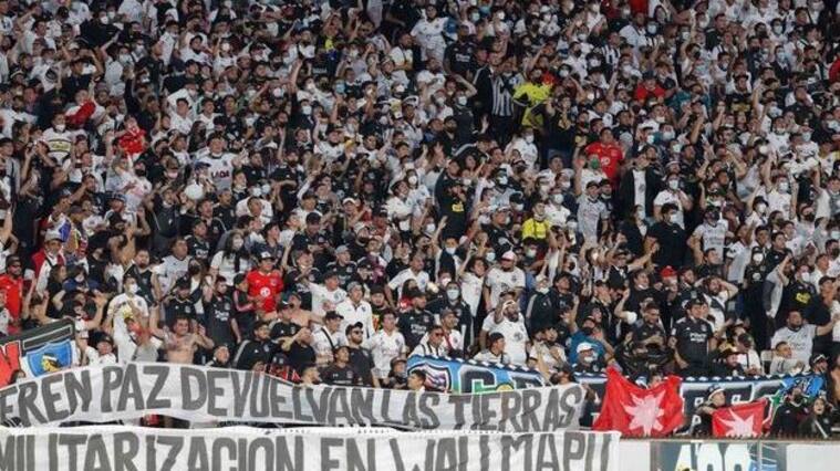 Colo Colo es denunciado por "mensajes políticos" en el duelo ante Deportes Melipilla