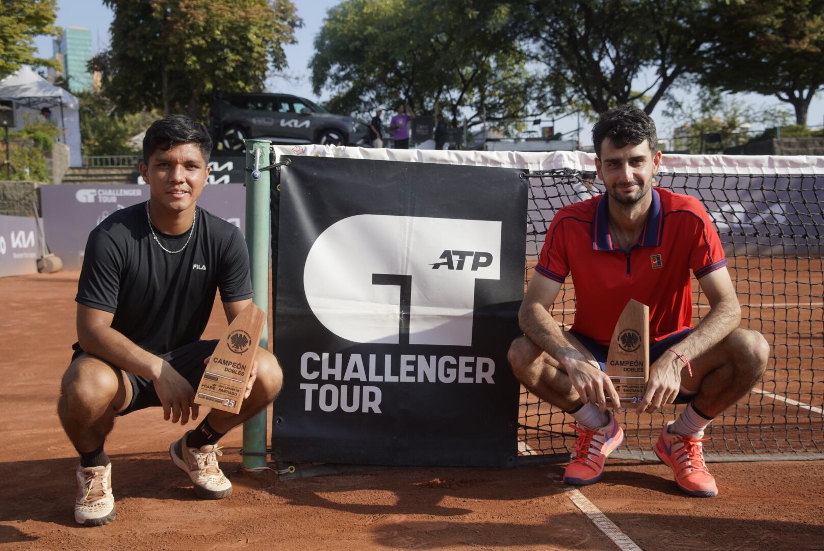 Matías Soto se hace respetar en casa y se corona campeón en parejas del Challenger de Santiago | Milko Ulloa @milkofotos / @challengerdesantiagooficial
