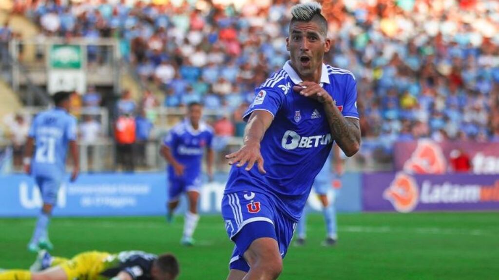 Leandro Fernández y su primer gol oficial por la U: "Me sentí mejor con Nico Guerra aguantando arriba"