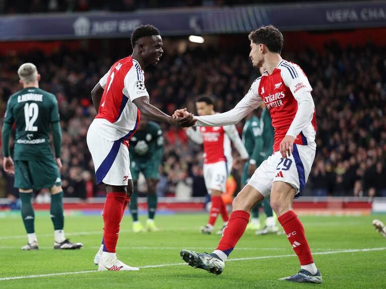 Arsenal goleó en casa al Mónaco y dejó casi sellada su clasificación a octavos de la Champions League