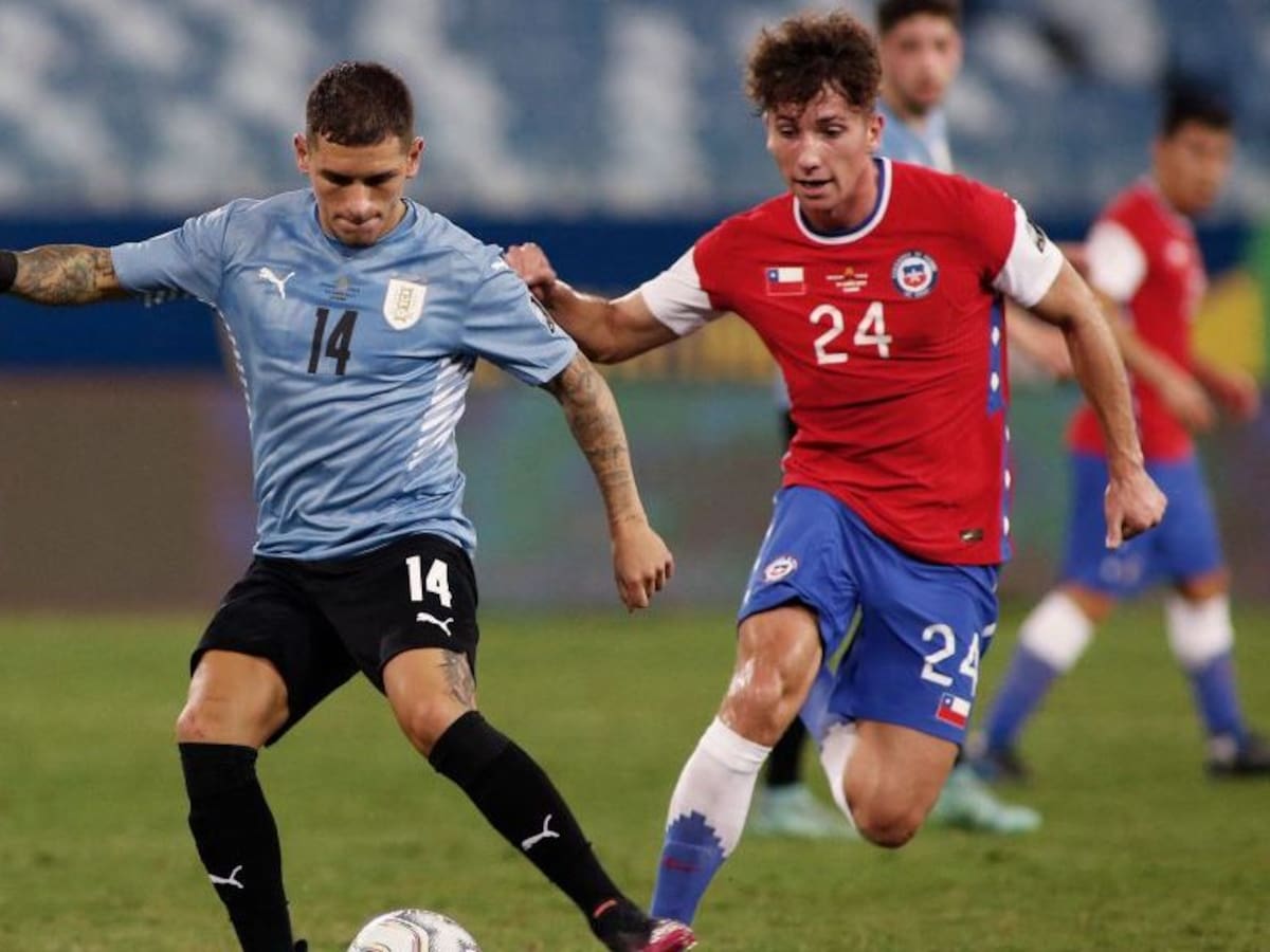 Gary Medel felicitó a Luciano Arriagada por su debut en La Roja: «Esperemos que sea el primero de muchos»