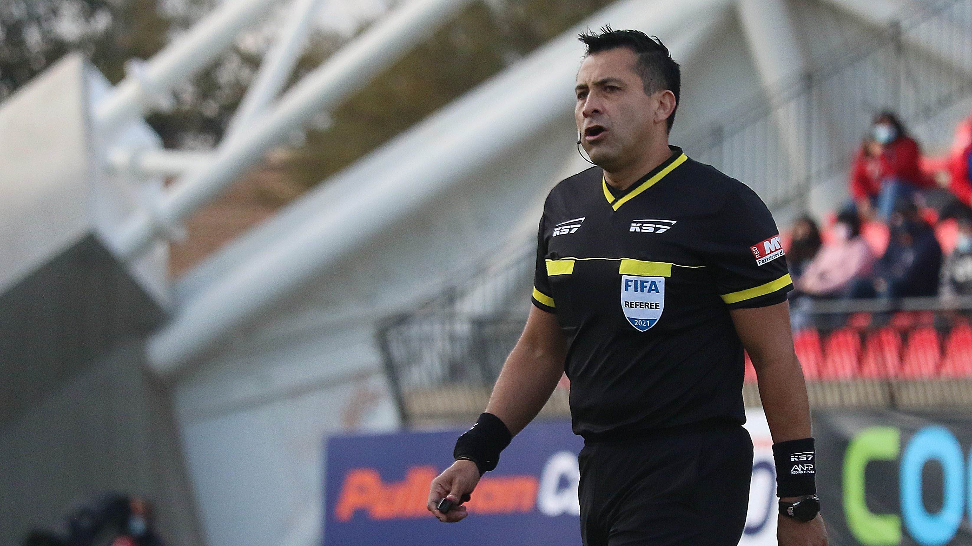 Árbitros reincorporados a la ANFP volverán a dirigir