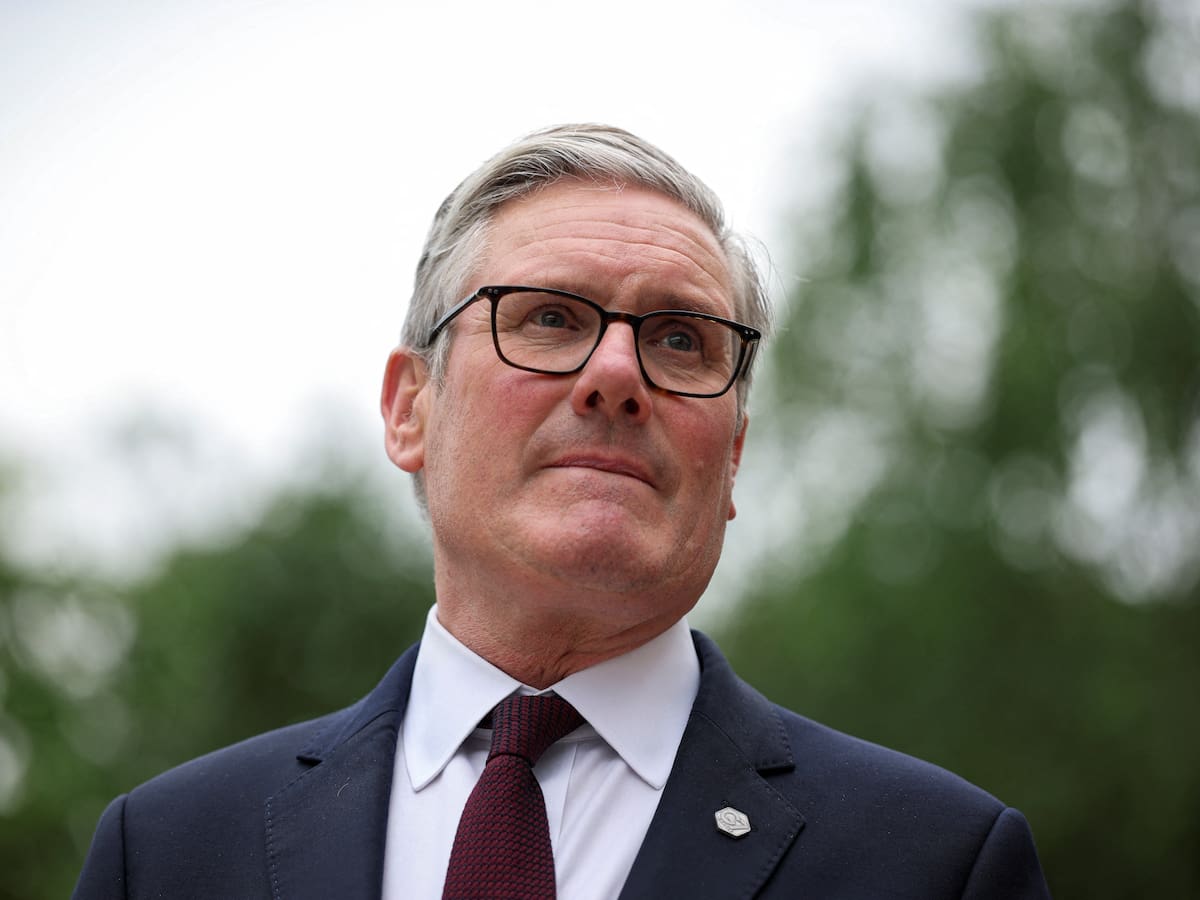 Golpe político en Reino Unido: Keir Starmer renuncia como primer ministro británico