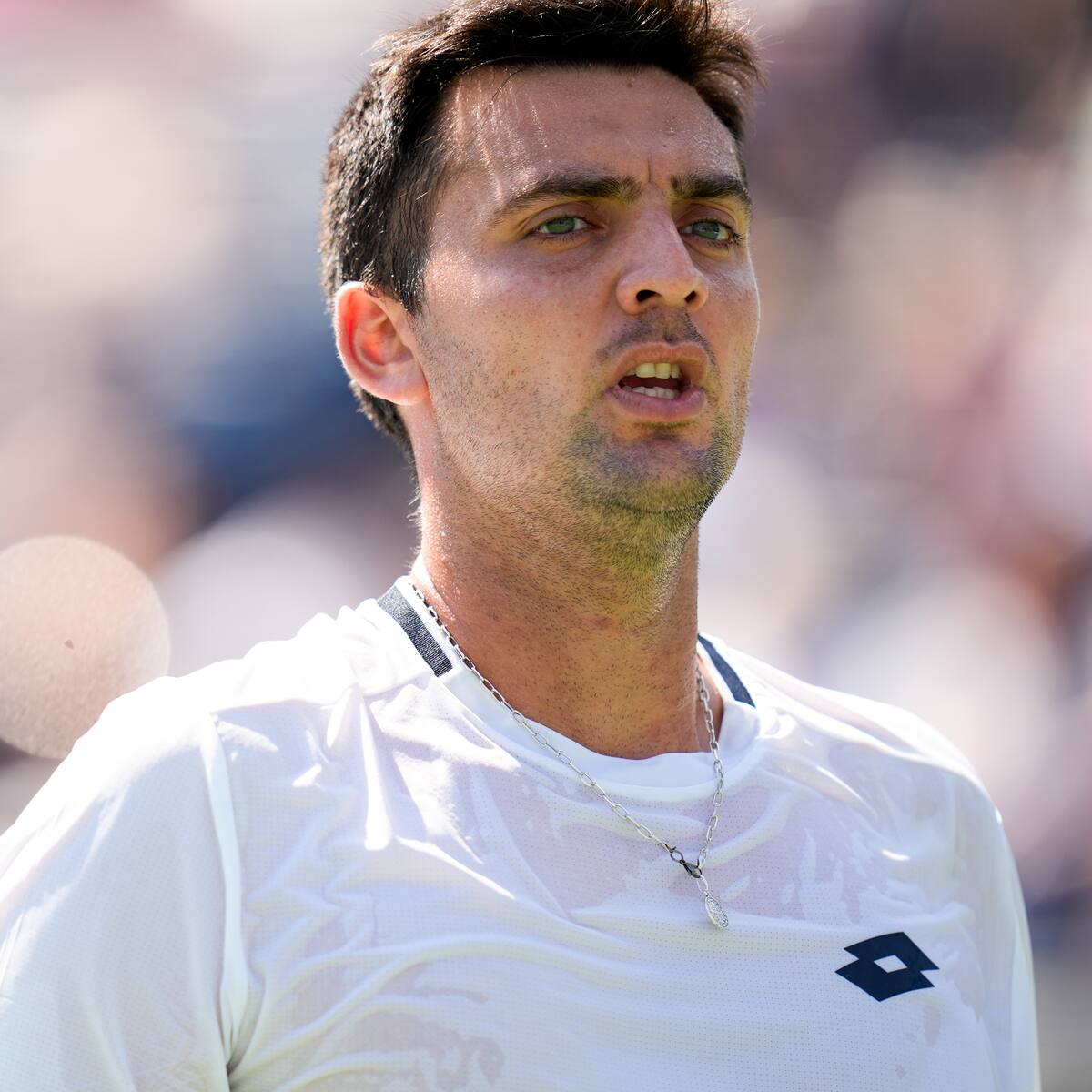 Tomás Barrios no puede con otro jugador local y extiende su “maldición” en Roland Garros
