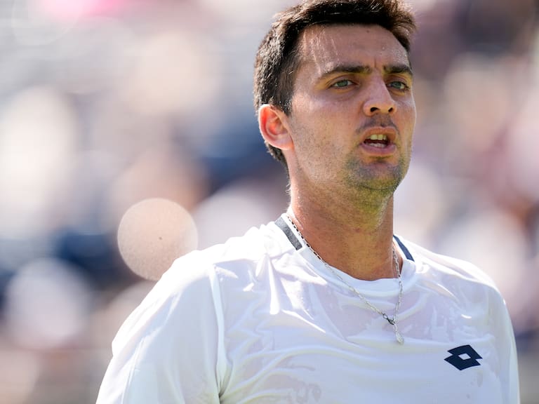 Tomás Barrios no puede con otro jugador local y extiende su “maldición” en Roland Garros