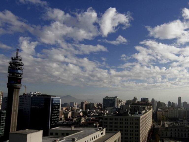 El tiempo en Santiago 28 de octubre: nubosidad y una temperatura máxima de 26 grados