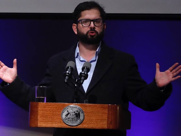 Nueva Constitución: El escenario político tras los dichos del Presidente Boric sobre el Rechazo