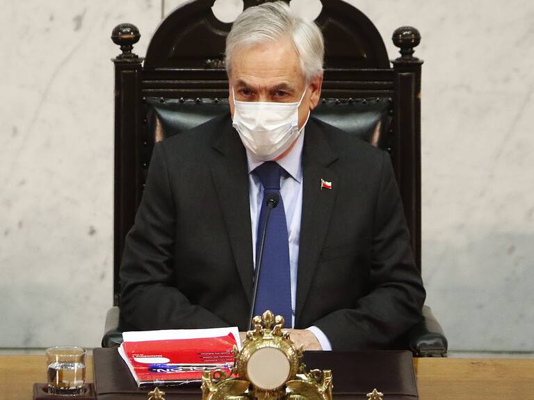 Gobierno mantiene en evaluación ceremonia para promulgar la reforma del retiro del 10%, en medio de fuertes rumores de cambio de gabinete