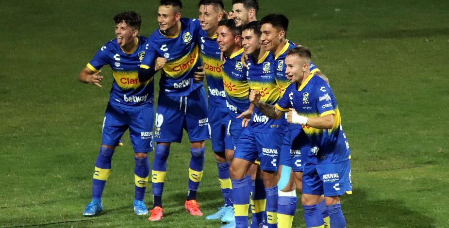 Everton recibió mensajes de apoyo por debut en Copa Libertadores