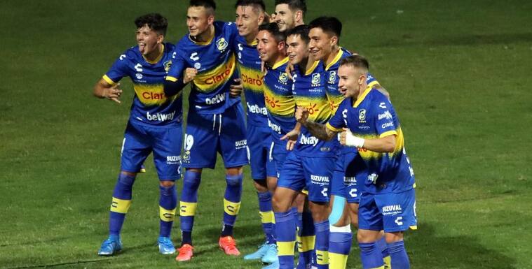 Everton recibió mensajes de apoyo por debut en Copa Libertadores