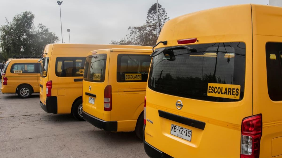 Retorno a clases: ¿en qué fijarse a la hora de contratar un transporte escolar?