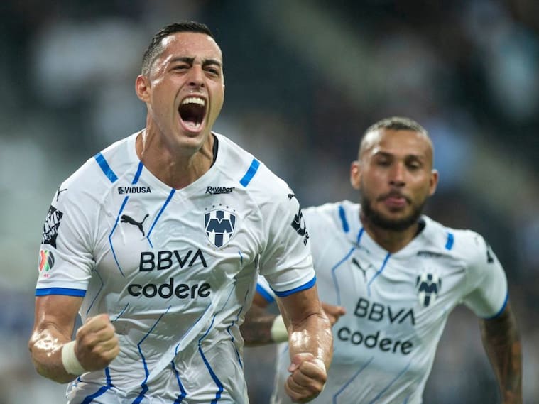 Rogelio Funes Mori superó a Humberto Suazo como goleador histórico de Monterrey