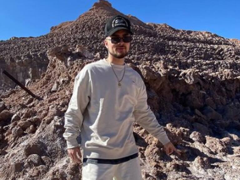 Augusto Schuster, Paloma Soto y Eyal Meyer se la jugaron con extrema sesión de fotos en el desierto