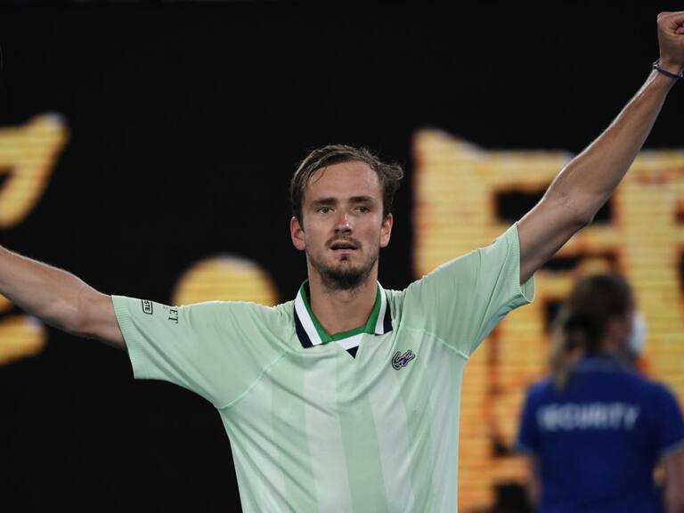 Medvedev solo tuvo elogios para Nadal antes de la final en Australia: «Voy a jugar contra uno de los más grandes»
