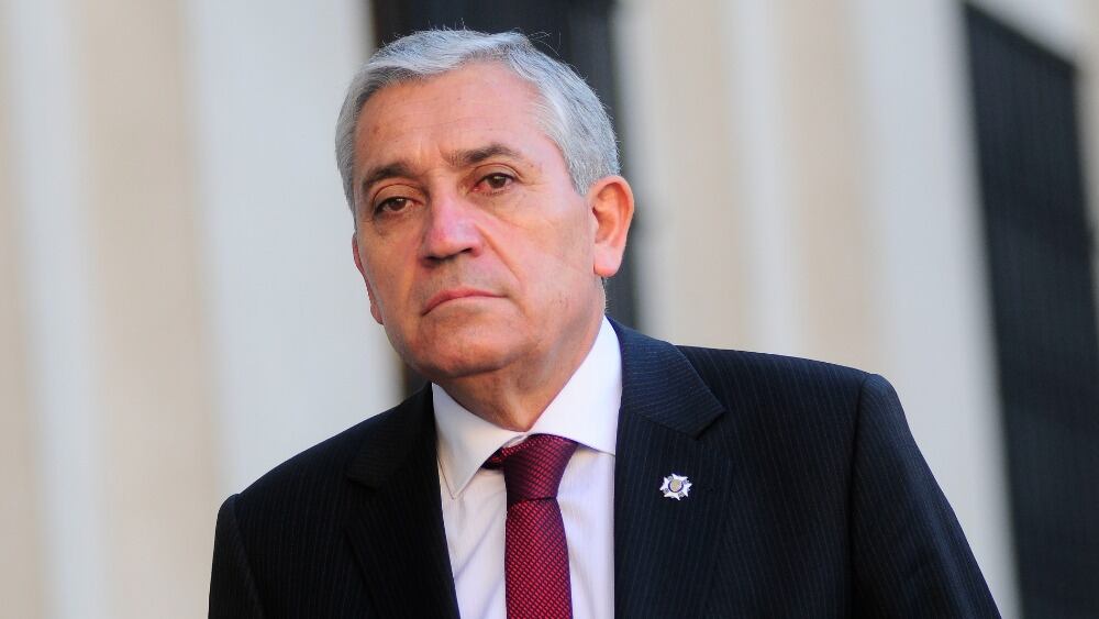 Agencia Uno | El exdirector general de la PDI, Héctor Espinosa