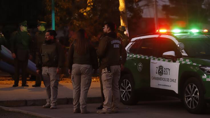 Un delincuente resultó herido de gravedad: Carabinero de civil frustra a tiros encerrona a camionero en Cerrillos