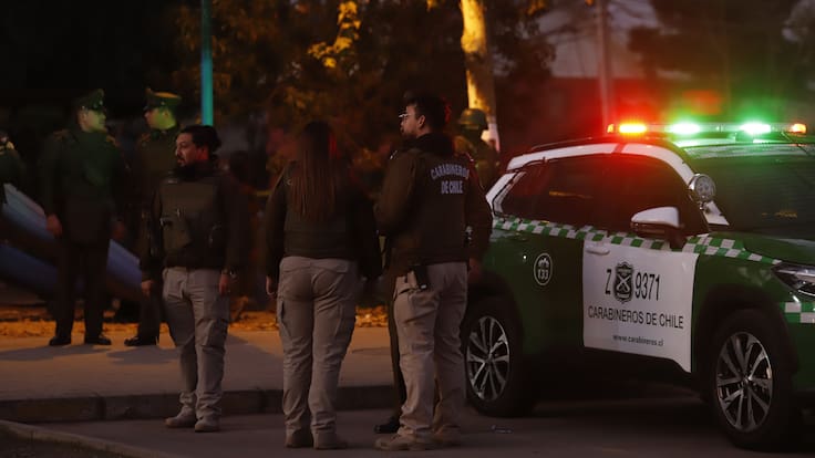 Carabinero siguió y baleó a delincuentes tras encerrona en Colina: dos ladrones quedaron graves
