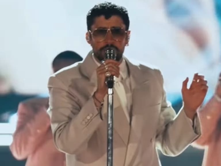 Arrasó con todo: Bad Bunny hizo guiño a Víctor Jara y regaló un baile inolvidable en su primer show en Chile