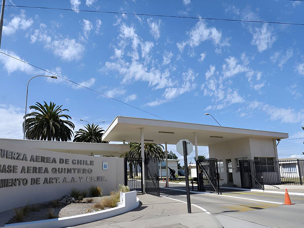 Explosión de una granada en base de la Fach deja dos funcionarios heridos: uno de ellos está grave