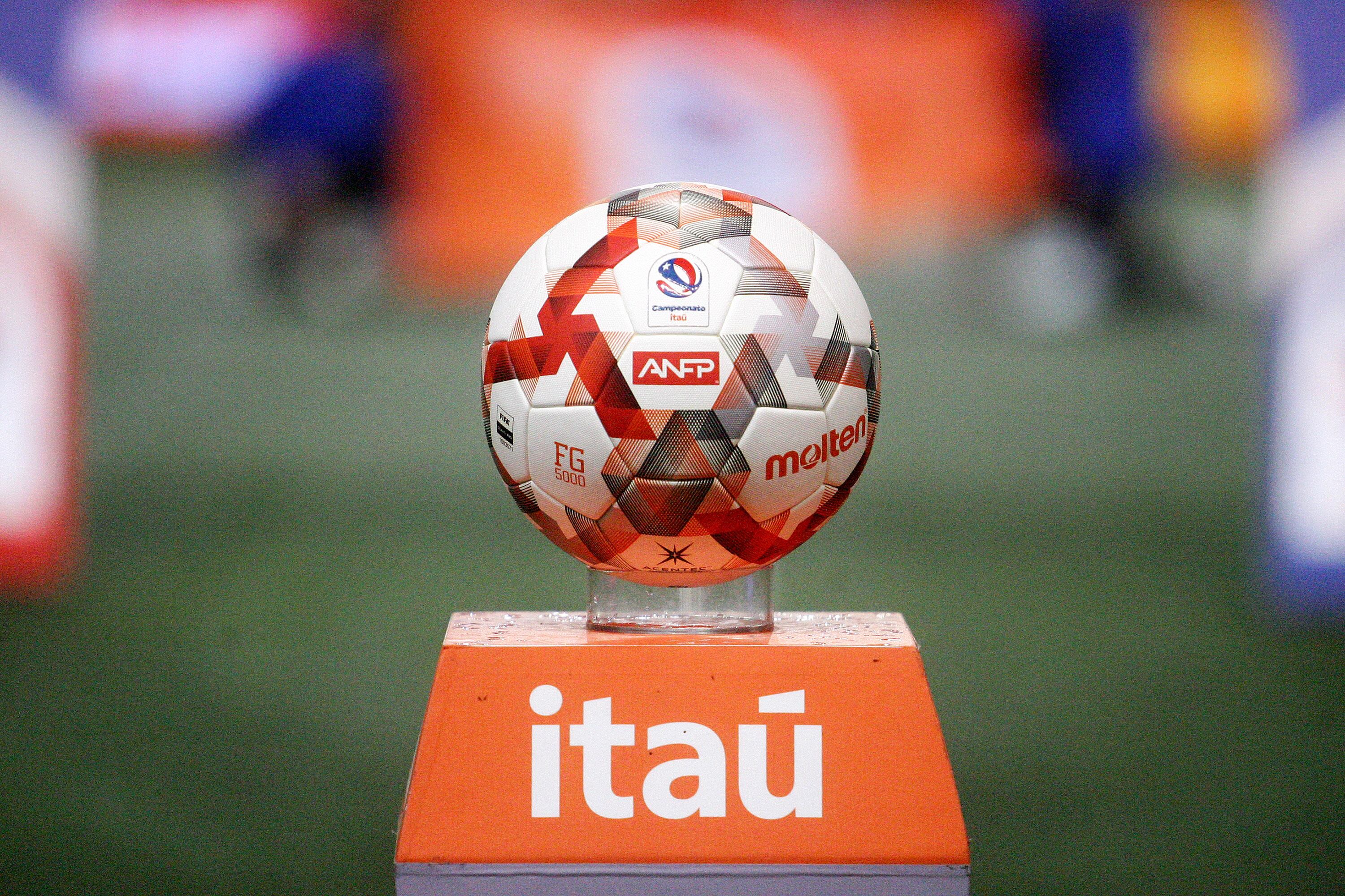 Fichajes en el mercado de pases: ¿Se puede jugar por dos clubes distintos en una misma temporada? | Agencia Uno