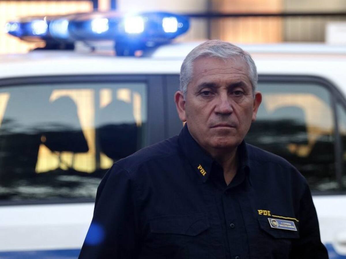 PDI aseguró estar «a disposición absoluta» tras querella criminal del CDE contra exdirector Héctor Espinosa
