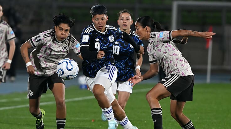 Una fiesta familiar para la Femenina: el lado B de la derrota de Chile ante Argentina en Valparaíso