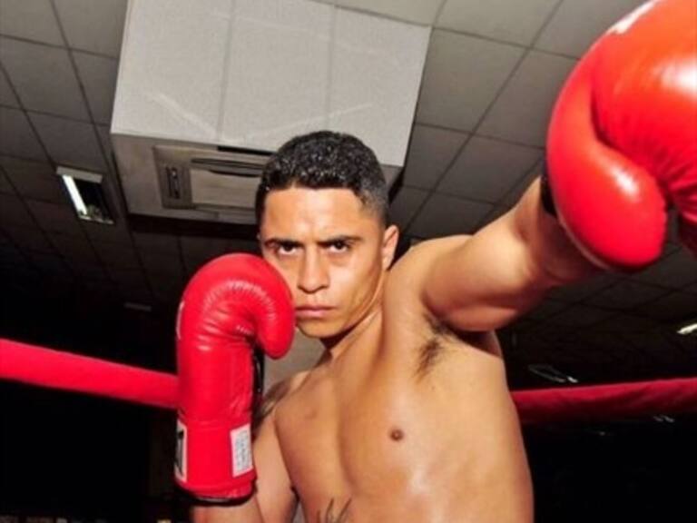 Miguel «Aguja» González retuvo el cinturón latinoamericano Súper Mosca de la AMB