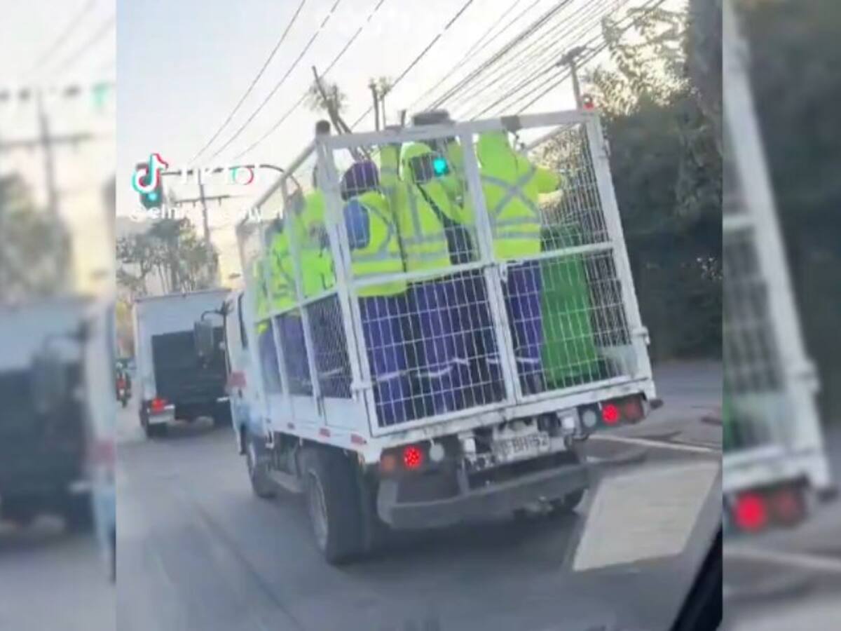 “Conducta negligente”: municipio de Estación Central responsabiliza a empresa externa por trabajadores transportados de pie