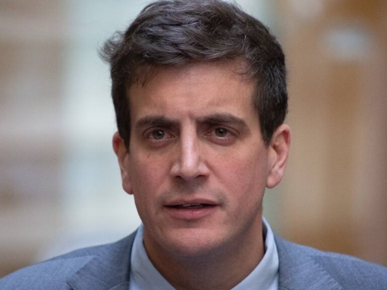 Previo a reunión de Chile Vamos con el Gobierno: diputado Schalper (RN) afirma que «reforma previsional y el pacto fiscal son malos»