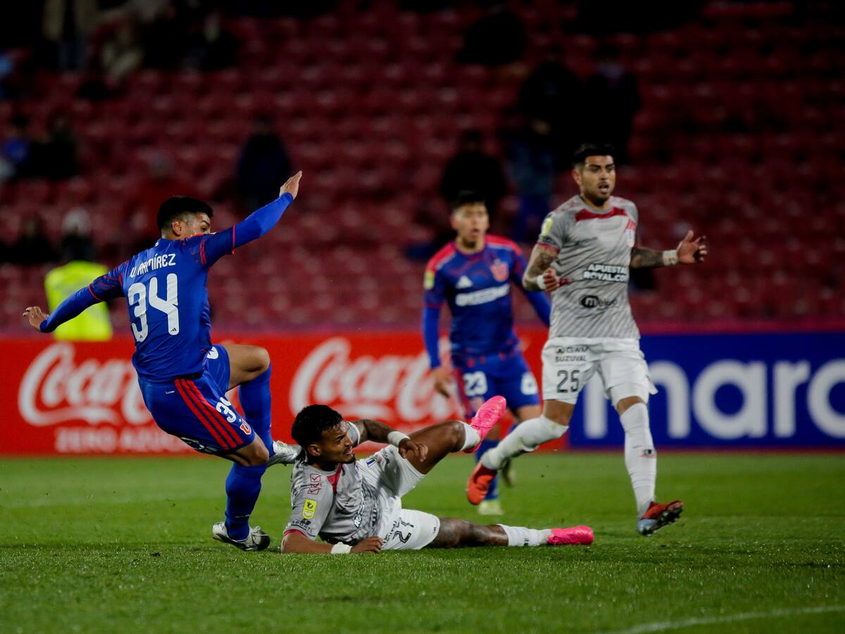 El amargo regreso de Gago en la U: su gran verdugo del año le quita el invicto en la Copa Chile
