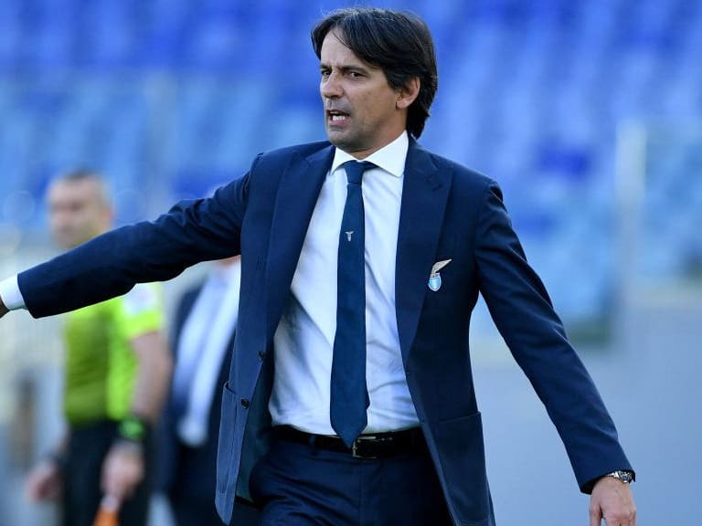 ROME, ITALY - FEBRUARY 20: SS Lazio head coach Simone Inzaghi during the Serie A match between SS Lazio  and UC Sampdoria at Stadio Olimpico on February 20, 2021 in Rome, Italy. Sporting stadiums around Italy remain under strict restrictions due to the Coronavirus Pandemic as Government social distancing laws prohibit fans inside venues resulting in games being played behind closed doors. (Photo by Marco Rosi - SS Lazio/Getty Images)
