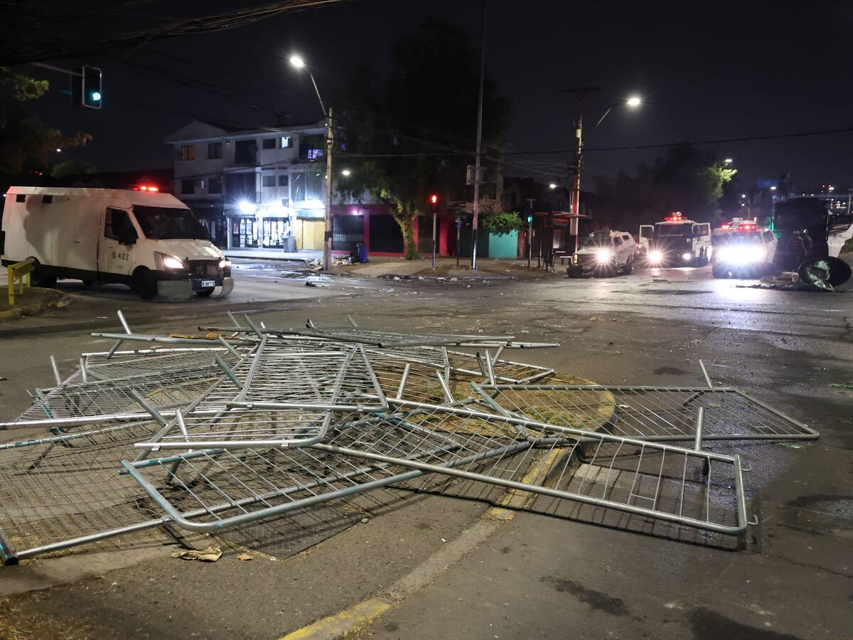 Revelan imágenes inéditas del accidente que terminó con la vida de dos hinchas de Colo Colo afuera del Estadio Monumental