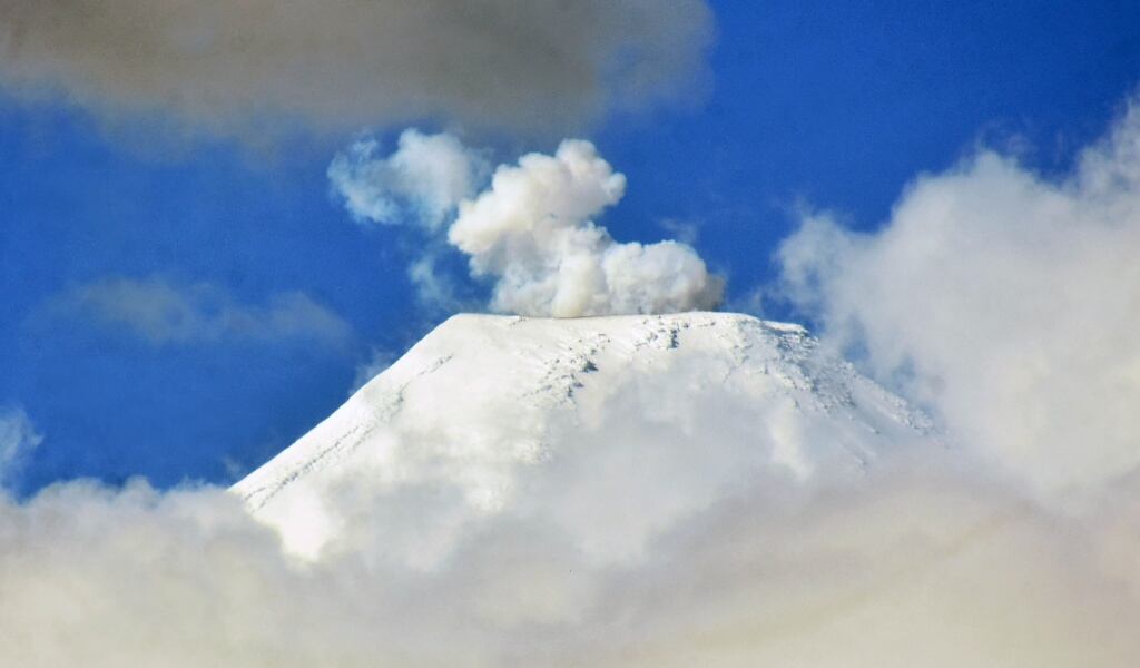 Volcán Villarrica va rumbo a una erupción