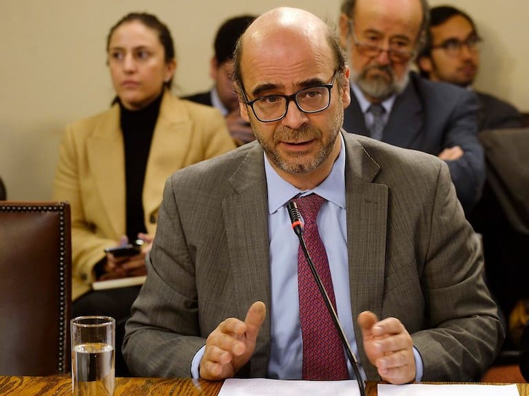 Fernando Atria inscribió nuevo partido político llamado «Fuerza Común»