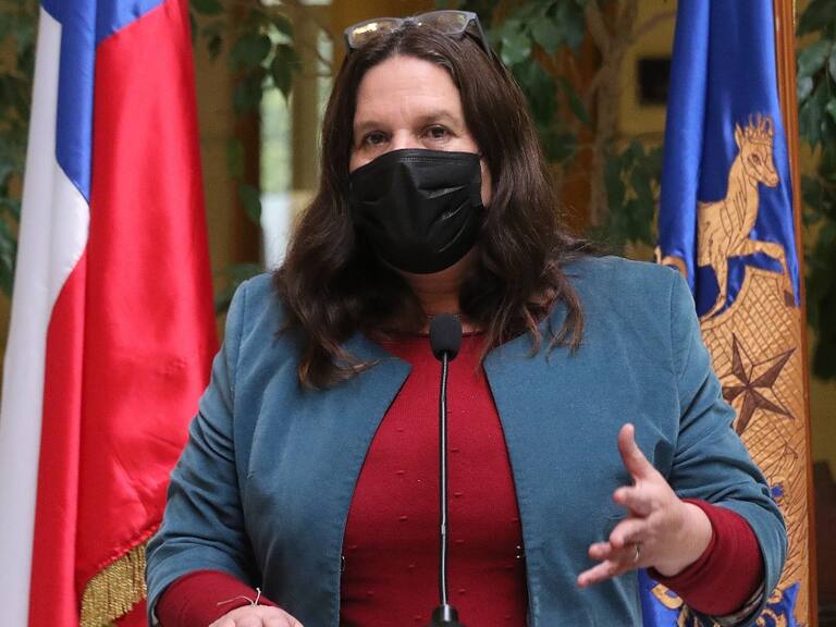 Presidente de la comisión de Defensa de la Cámara valora «gestiones rápidas y óptimas» de ministra Fernández tras hackeo de correos