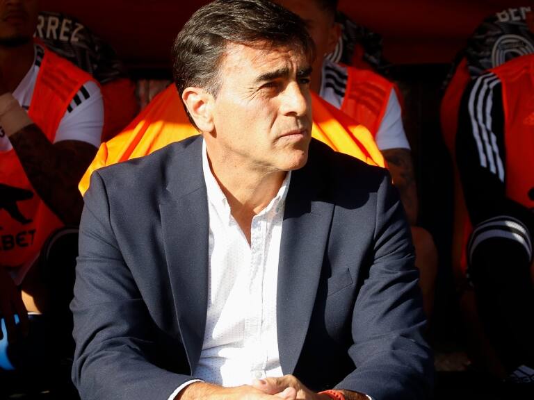 Gustavo Quinteros toma postura en el estilo "juegue-juegue" del arbitraje: "No hay que favorecer a los que destruyen el juego"