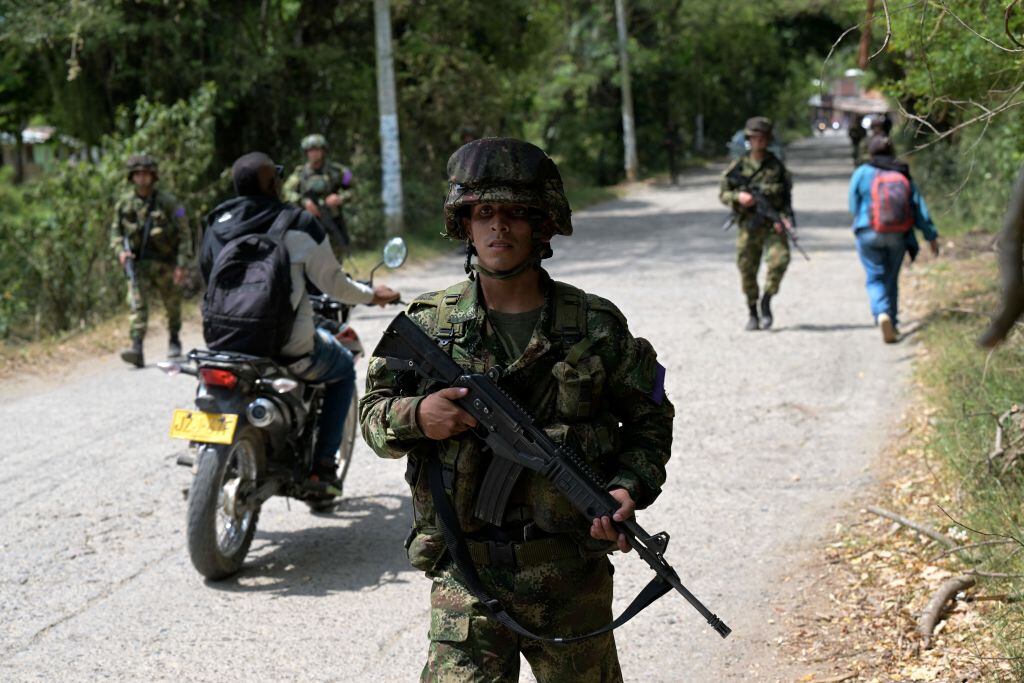 Soldados en las calles tras el atentado en la región del Cauca en Colombia