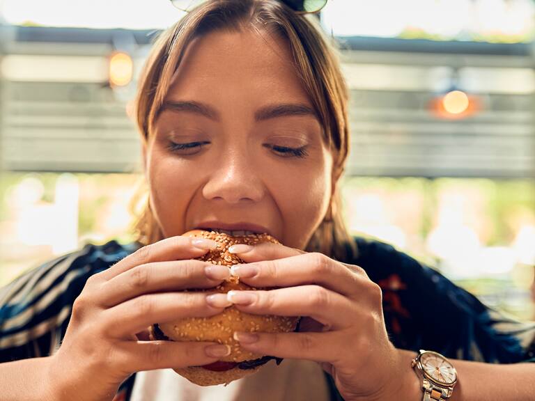 En el Día Mundial de la Hamburguesa: 5 datos clave para preparar una en casa
