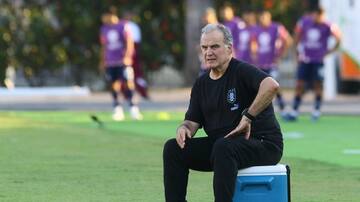 Otra locura de Marcelo Bielsa: la drástica decisión que tomó tras la caída de Uruguay en el Preolímpico
