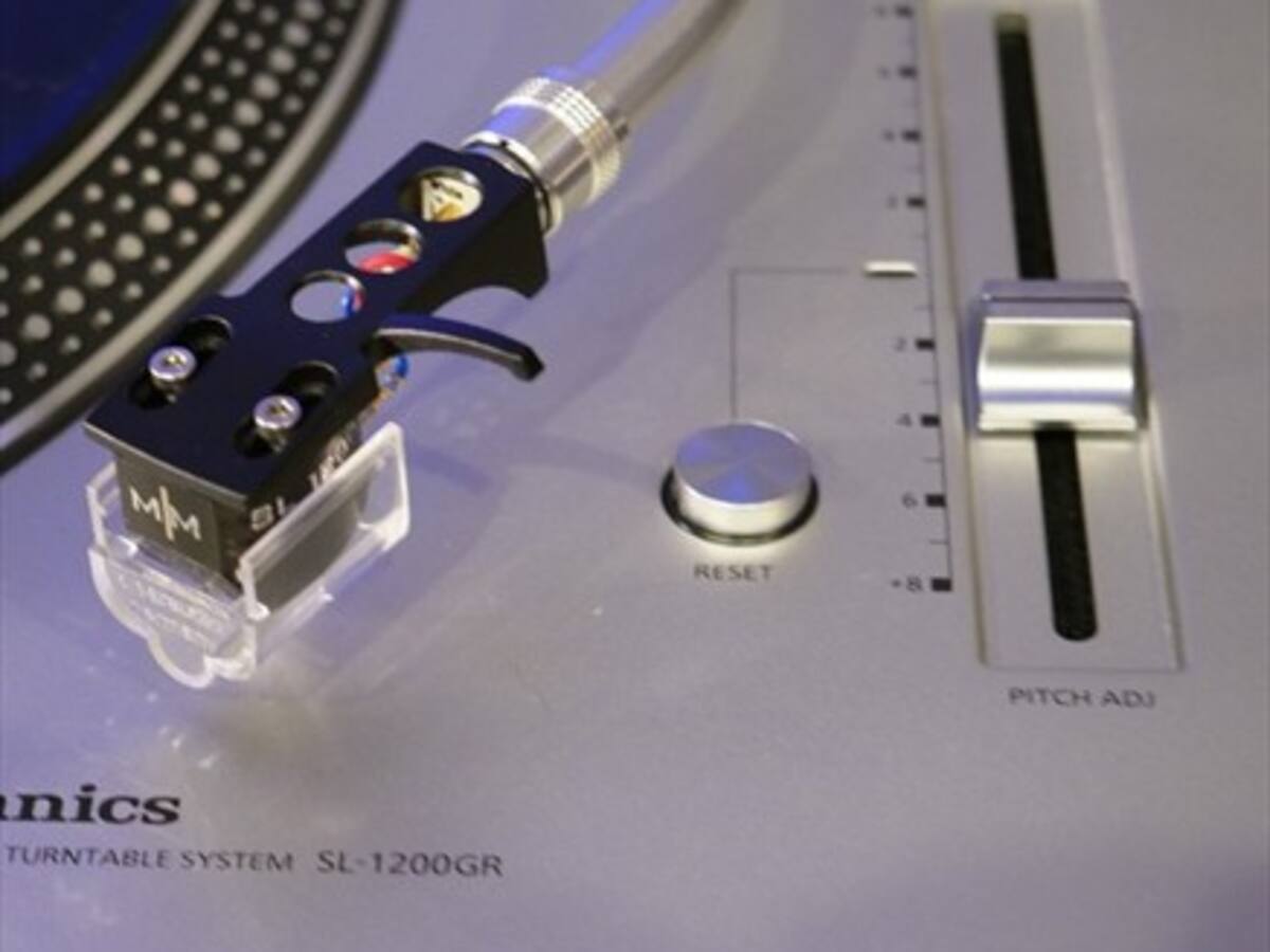 Nostalgia: Technics trae de vuelta su mítico tocadiscos SL-1200