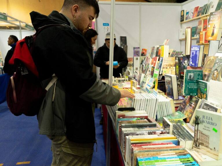 Carlos Caszely, Cristián Arcos, Mario Lepe, entre otros: Feria Internacional del Libro de Macul presenta sus primeros invitados