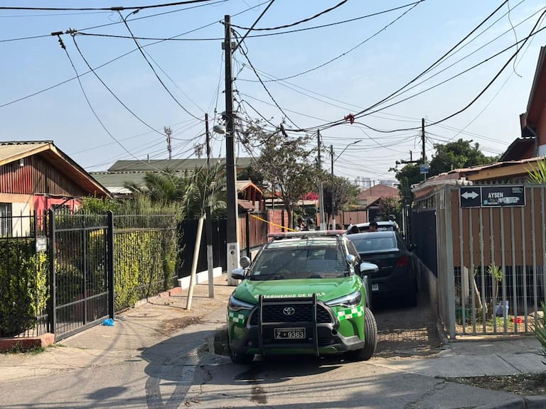 Adulto mayor de 82 años vivió momentos de terror: sujeto armado se parapetó en el baño de su casa para evitar ser detenido