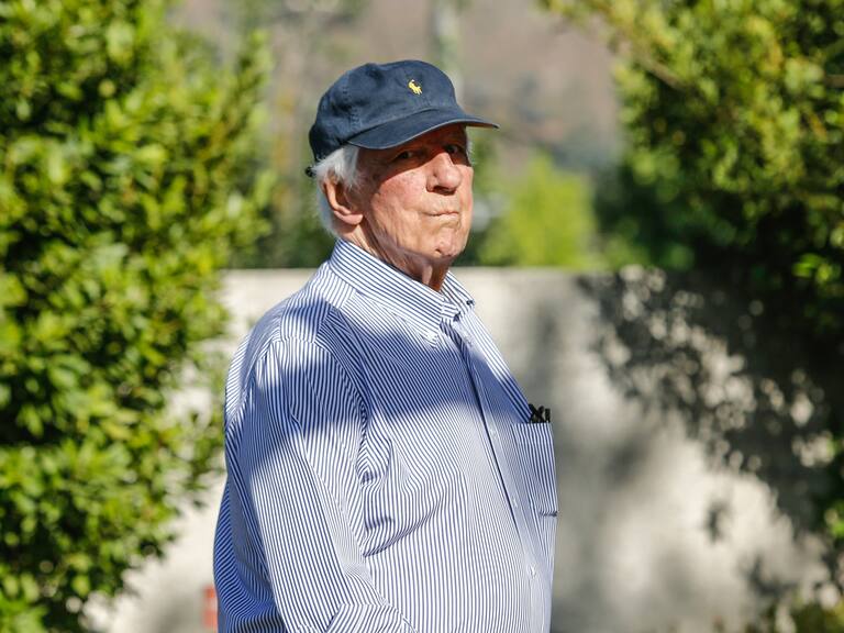 Polémica por aparición de Raúl Torrealba junto a director de corporación cultural de Vitacura