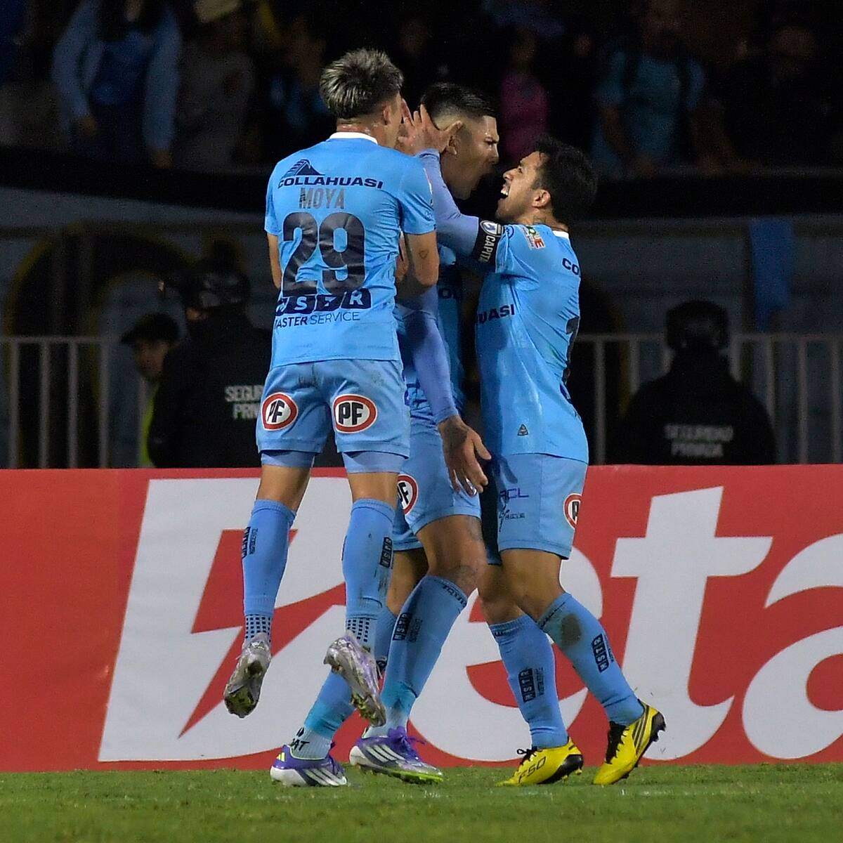 La ilusión de quedarse en Primera: Deportes Iquique derrotó a Unión La Calera y sigue en la lucha por no caer a la Primera B