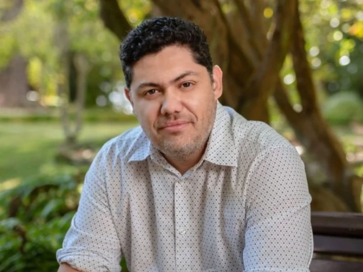 Despachan orden de detención contra Alberto Larraín por su vinculación en Caso Convenios
