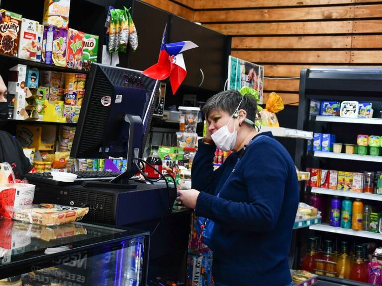 Desempleo llega a 7,9% durante el trimestre móvil de septiembre-noviembre según el INE