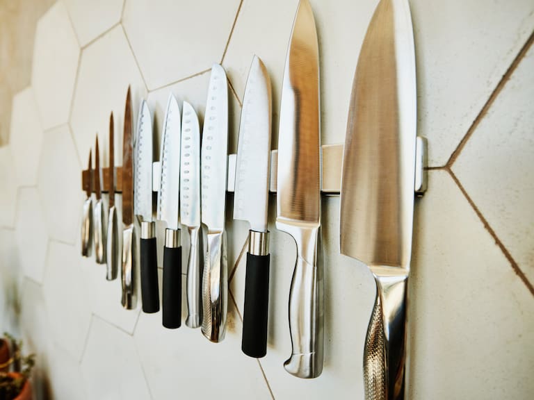 Sernac denuncia a supuesta empresa de cuchillos ante el Ministerio Público por eventual estafa: consejos para no caer